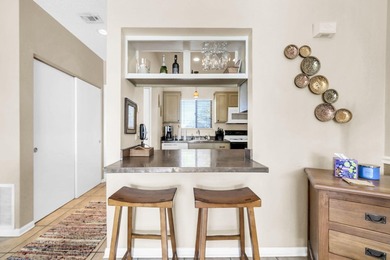 This wonderful condo is right on the beach and has a fantastic - photo 8