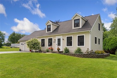 Welcome to 1282 Centennial Drive, a beautifully maintained 4 - photo 4