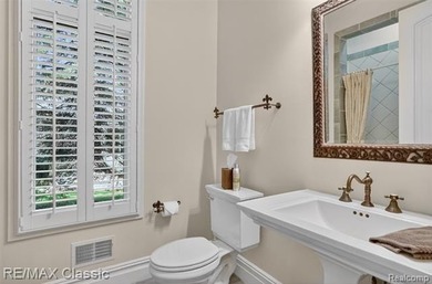 Set on prestigious Lake Angelus, one of Oakland County's most - photo 32