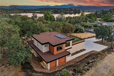 Lake Home For Sale in Hidden Valley Lake, California