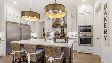 SPECIAL RATES AVAILABLE ON THIS HOME. CONTACT LISTING AGENT FOR - photo 5