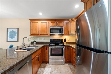 Beautifully renovated and ideally located, this ground-floor - photo 14