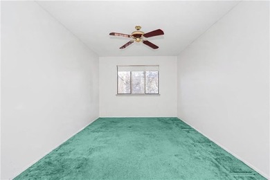 Welcome to this move-in ready 3 stories, townhouse-style - photo 22