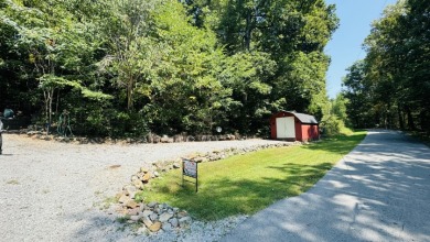 A quaint rough river cottage sitting on 3 lake lots! Call Josh! - photo 6