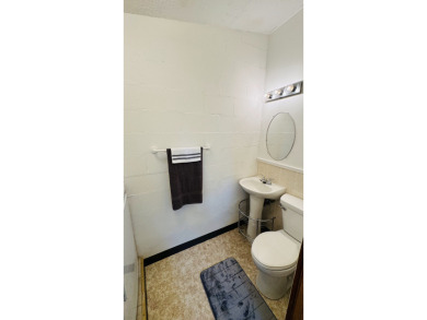 A quaint rough river cottage sitting on 3 lake lots! Call Josh! - photo 24