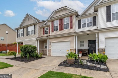 Lake Lanier Townhome/Townhouse For Sale in Flowery Branch Georgia