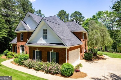 Private Waterside Retreat on Nearly 3 Acres Minutes from Major - photo 7