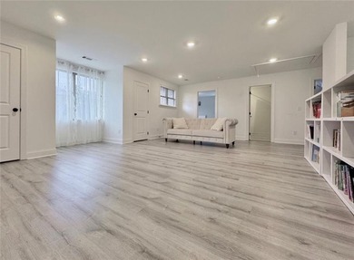 Serene lakefront living on a quiet cul-de-sac in the desirable - photo 17