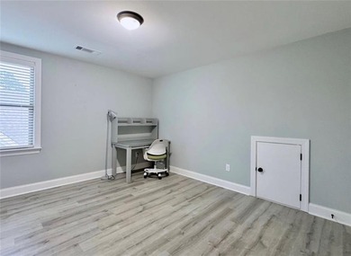 Serene lakefront living on a quiet cul-de-sac in the desirable - photo 23