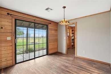 Rustic Log Cabin Retreat on Corner Lot in Claremore - Wraparound