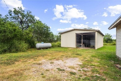 Country Living on 1.9 Acres in Sandia! Welcome to 100 County - photo 29