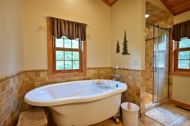 Tucked in the Southern cove of Red Cedar Lake, this 4 bedroom, 3 - photo 30