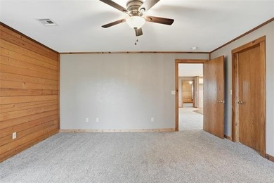 Rustic Log Cabin Retreat on Corner Lot in Claremore - Wraparound