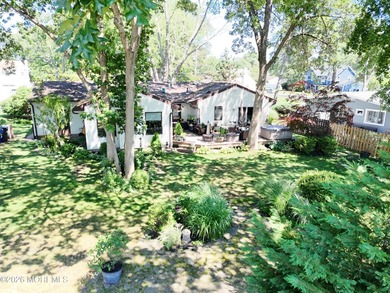 Expanded 3 BR, 2 full BA ranch in desirable Lake Riviera - photo 34
