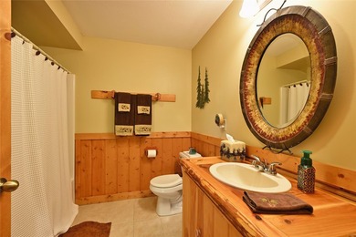 Tucked in the Southern cove of Red Cedar Lake, this 4 bedroom, 3 - photo 42