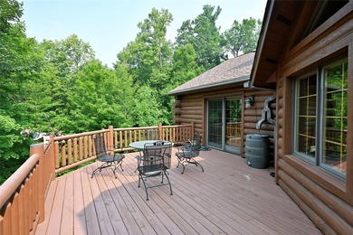 Tucked in the Southern cove of Red Cedar Lake, this 4 bedroom, 3 - photo 46