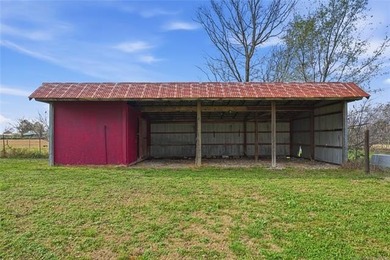 Rustic Log Cabin Retreat on Corner Lot in Claremore - Wraparound