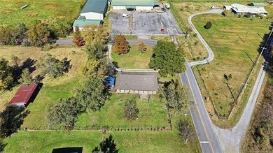Rustic Log Cabin Retreat on Corner Lot in Claremore - Wraparound