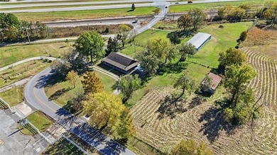 Rustic Log Cabin Retreat on Corner Lot in Claremore - Wraparound