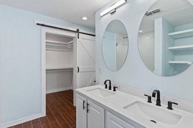 1 of only 5 homes in Destin & Miramar Beach with a pool under - photo 10
