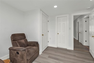 Welcome to 347 East Pine Street beautifully updated 2 bedroom - photo 8