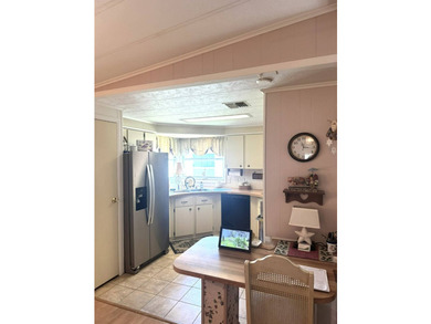 Welcome to your Florida paradise! Well maintained and furnished - photo 4