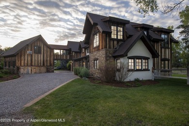 Located in Blue Creek Ranch, one of the midvalley's most - photo 1