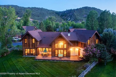 Located in Blue Creek Ranch, one of the midvalley's most - photo 3