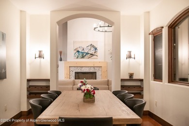 Located in Blue Creek Ranch, one of the midvalley's most - photo 6