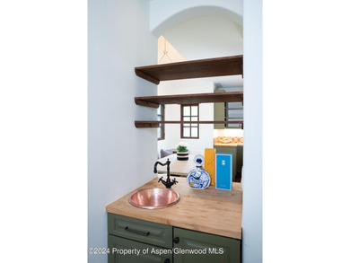 Located in Blue Creek Ranch, one of the midvalley's most - photo 9