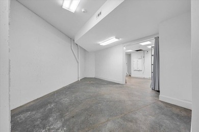 Set on a nearly 10-acre estate with breathtaking mountain and - photo 11