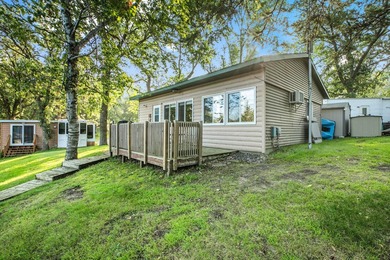 Welcome to effortless lake living at its finest! This charming - photo 14