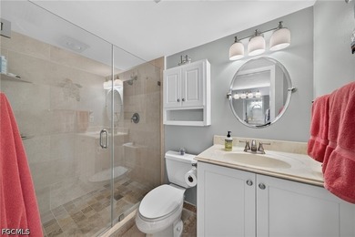 Premium 18th hole views. First floor end unit. Bundled amenities - photo 16