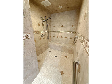 Meticulously maintained and move-in ready, this spacious 4 - photo 22