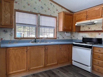 Whether you're looking for a low maintenance year round home or - photo 27