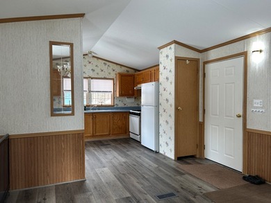 Whether you're looking for a low maintenance year round home or - photo 29