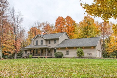 Fumee Lake Home For Sale in Iron Mountain Michigan