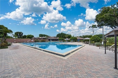 Premium 18th hole views. First floor end unit. Bundled amenities - photo 41