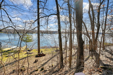 BEAUTIFUL, BUIDABLE LOT - photo 2