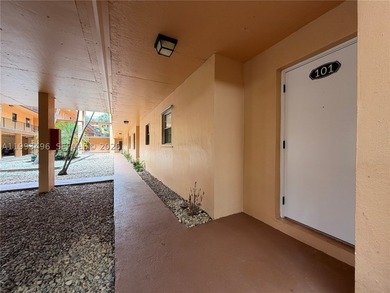 Don't miss this opportunity to own a spacious and - photo 3
