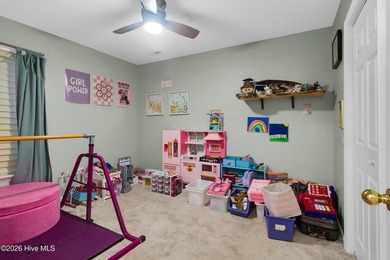 Welcome to this well-maintained three-bedroom home with a - photo 20