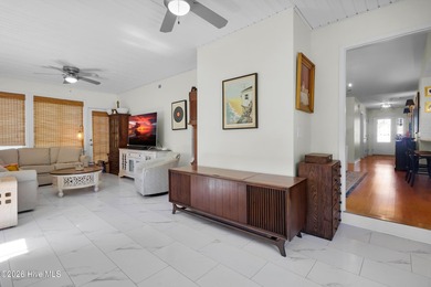 Welcome to this well-maintained three-bedroom home with a - photo 27