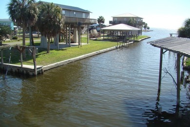 Step back to a simpler time in this charming coastal retreat - photo 28