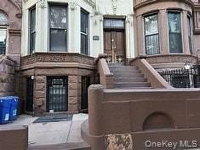 As-Salamu-Alaikum This is a wonderful home for any one who wants - photo 7