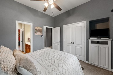 Welcome to your dream home! This beautifully maintained 4 - photo 22