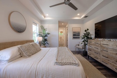 Space to spread out. Room to gather. And a private beach, day - photo 31