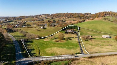 Welcome to an exceptional private estate at 101 Bond Town Rd in - photo 4