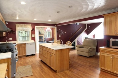 17.8 Acres + Multiple Dwellings + Exceptional Amenities! A rare - photo 15