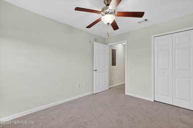 Bright and move-in ready second-floor condo in desirable Woods - photo 28