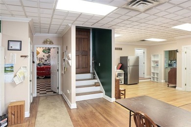17.8 Acres + Multiple Dwellings + Exceptional Amenities! A rare - photo 33